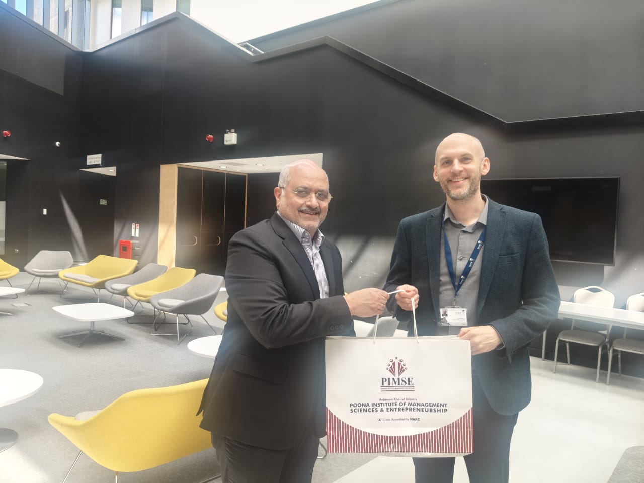 🌍✨ A Majestic Academic Encounter Amidst 600 Acres of Innovation and Excellence! ✨🌍